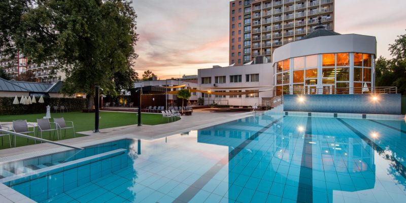 hotelbaratsag_kiemelt
